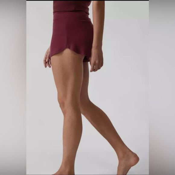 Athleta Well Rested Rib Sleep Shorts Maroon Size Small NWT $34 - Picture 2 of 9